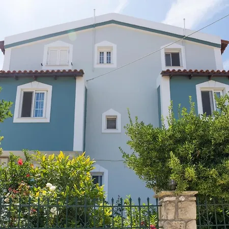 Appartamento Thea Lixouri